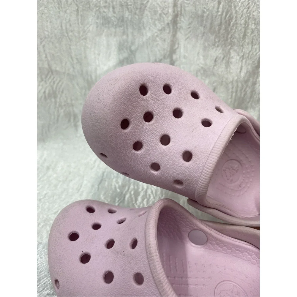 Crocs Baby Girl's Pink Colored Rubber Warm Weather Clogs Child  Toddler Size 4/5